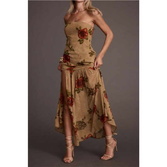 12th Tribe Dresses & Skirts - 12th Tribe Floral Maxi Dress
